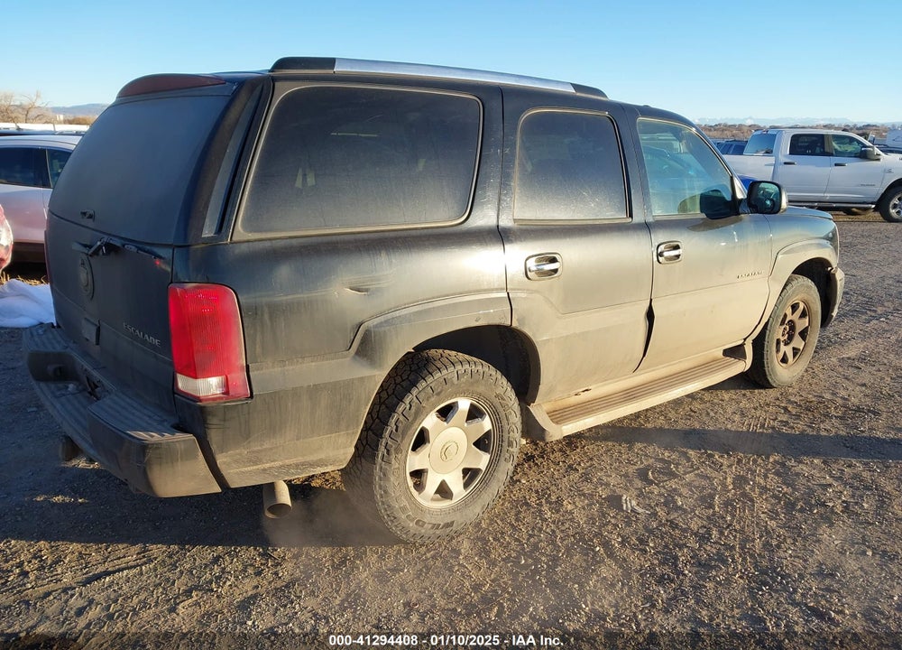 2005 CADILLAC ESCALADE STANDARD VIN: 1GYEK63N25R141837