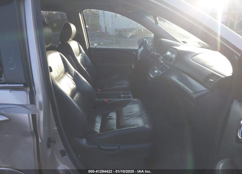 2006 HONDA ODYSSEY EX-L VIN: 5FNRL38606B013768