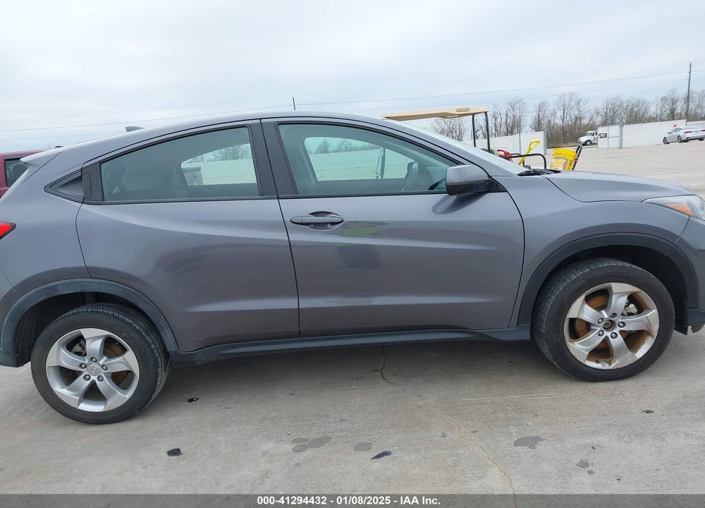 2016 HONDA HR-V LX VIN: 3CZRU5H3XGM700813