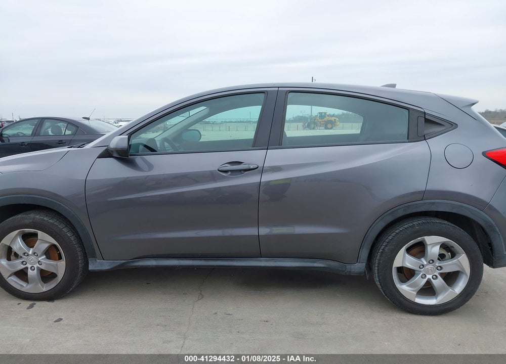 2016 HONDA HR-V LX VIN: 3CZRU5H3XGM700813