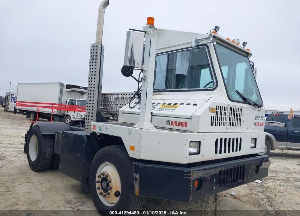 2011 KALMAR OTTAWA 4X2 VIN: 11VF813E0BA000129