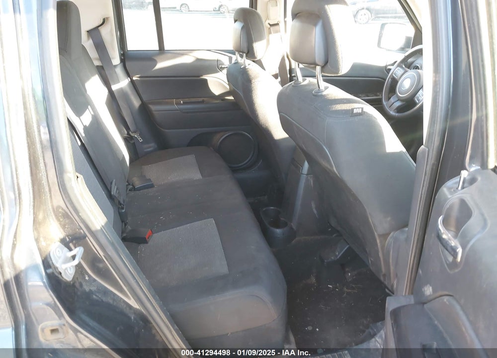 2014 JEEP PATRIOT VIN: 1C4NJRFB1ED670611