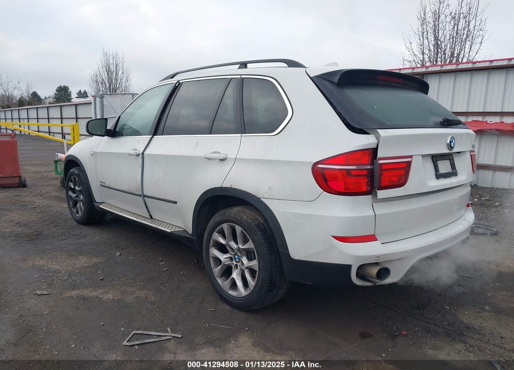 2013 BMW X5 XDRIVE35I/XDRIVE35I PREMIUM/XDRIVE35I SPORT ACTIVITY VIN: 5UXZV4C53D0E12539