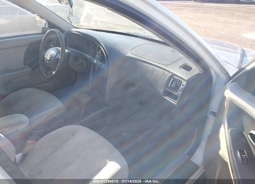 2004 HYUNDAI ELANTRA GLS/GT VIN: KMHDN46D94U710657