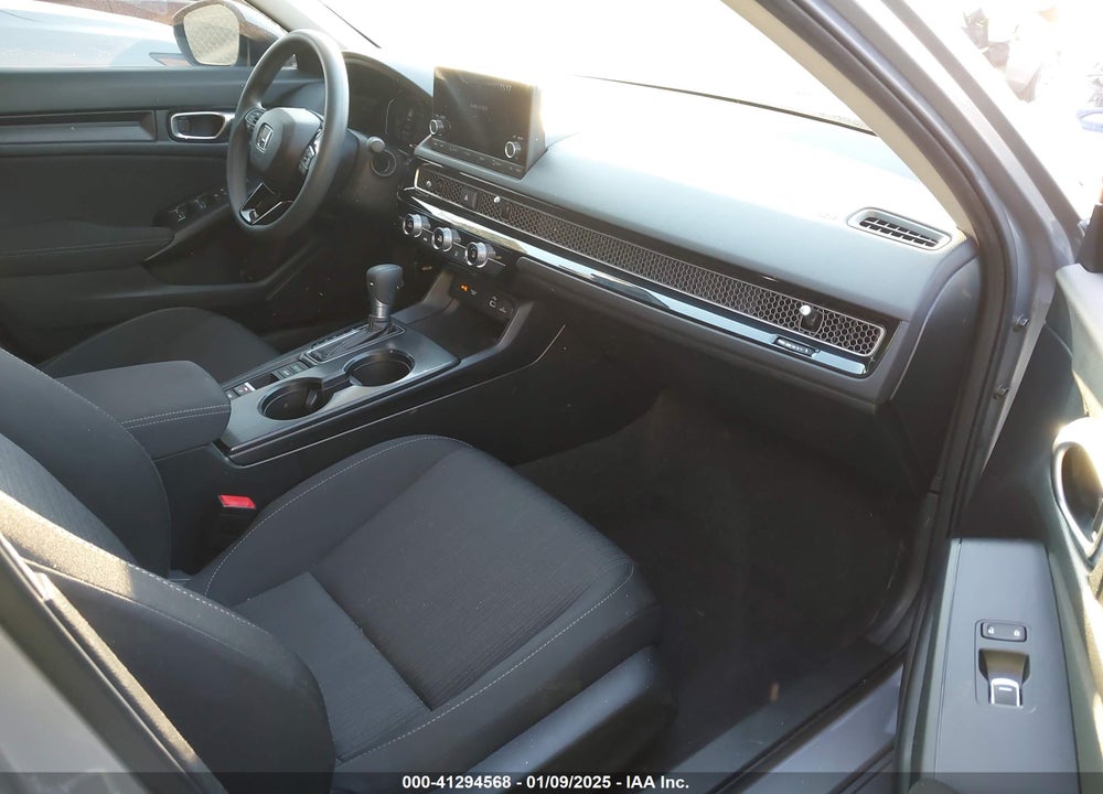 2024 HONDA CIVIC LX VIN: 2HGFE2F2XRH537095