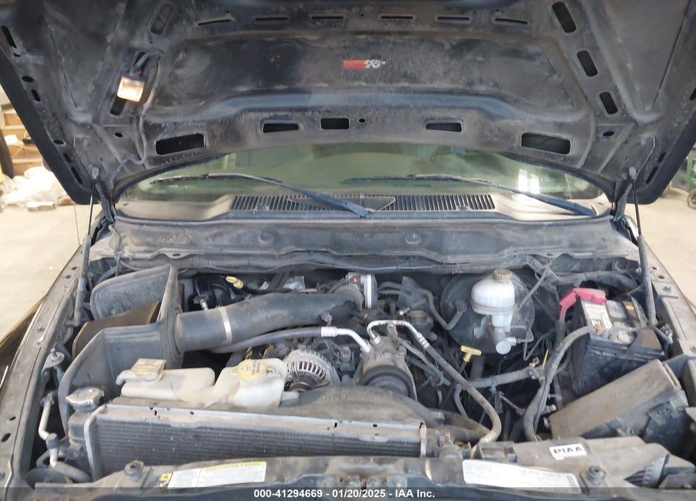 2008 DODGE RAM 1500 VIN: 1D7HU18238J220585