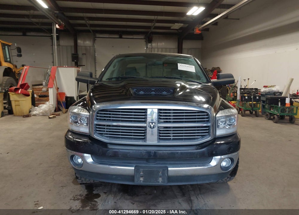 2008 DODGE RAM 1500 VIN: 1D7HU18238J220585