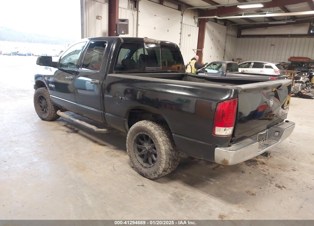2008 DODGE RAM 1500 VIN: 1D7HU18238J220585