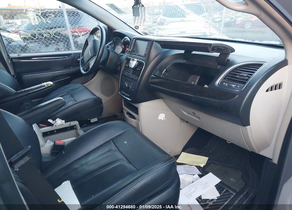 2014 CHRYSLER TOWN & COUNTRY TOURING VIN: 2C4RC1BG7ER275313