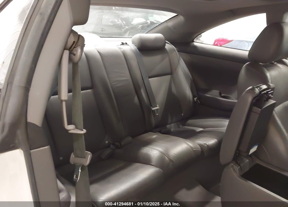 2005 TOYOTA CAMRY SOLARA SLE VIN: 4T1CE30P55U975358