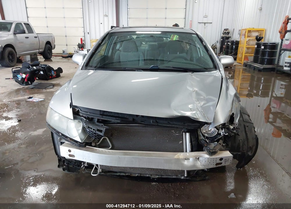 2011 HONDA CIVIC VIN: 19XFA1F86BE003652