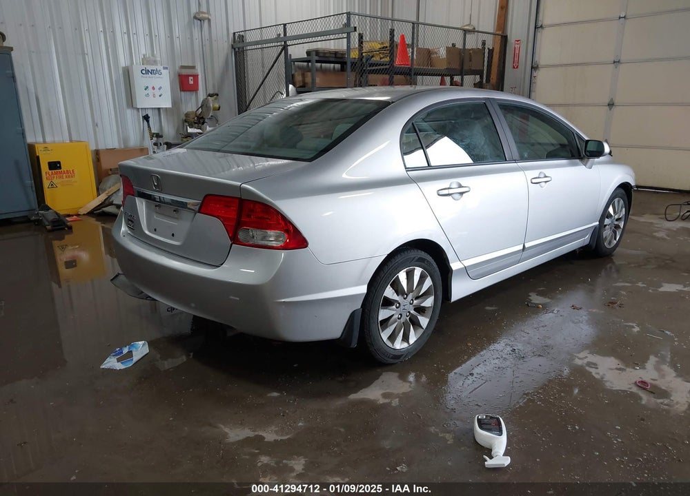 2011 HONDA CIVIC VIN: 19XFA1F86BE003652