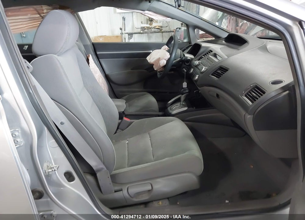 2011 HONDA CIVIC VIN: 19XFA1F86BE003652