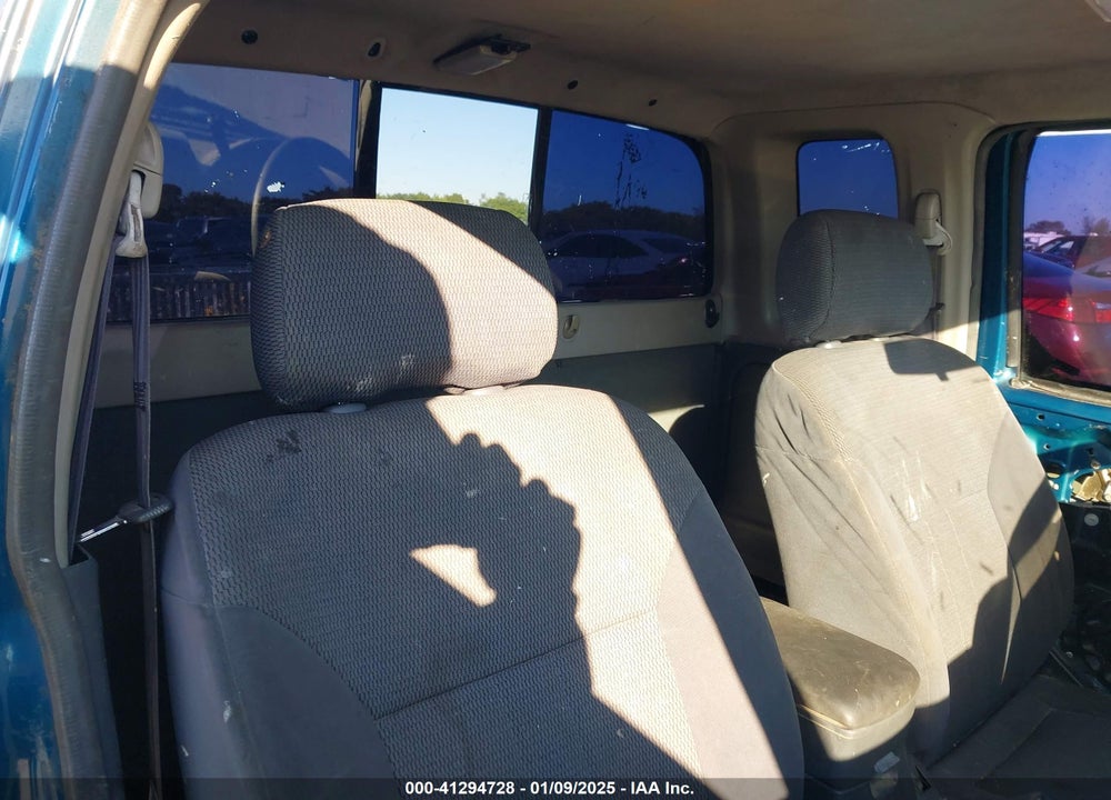 2002 NISSAN FRONTIER XE VIN: 1N6DD26S22C316010