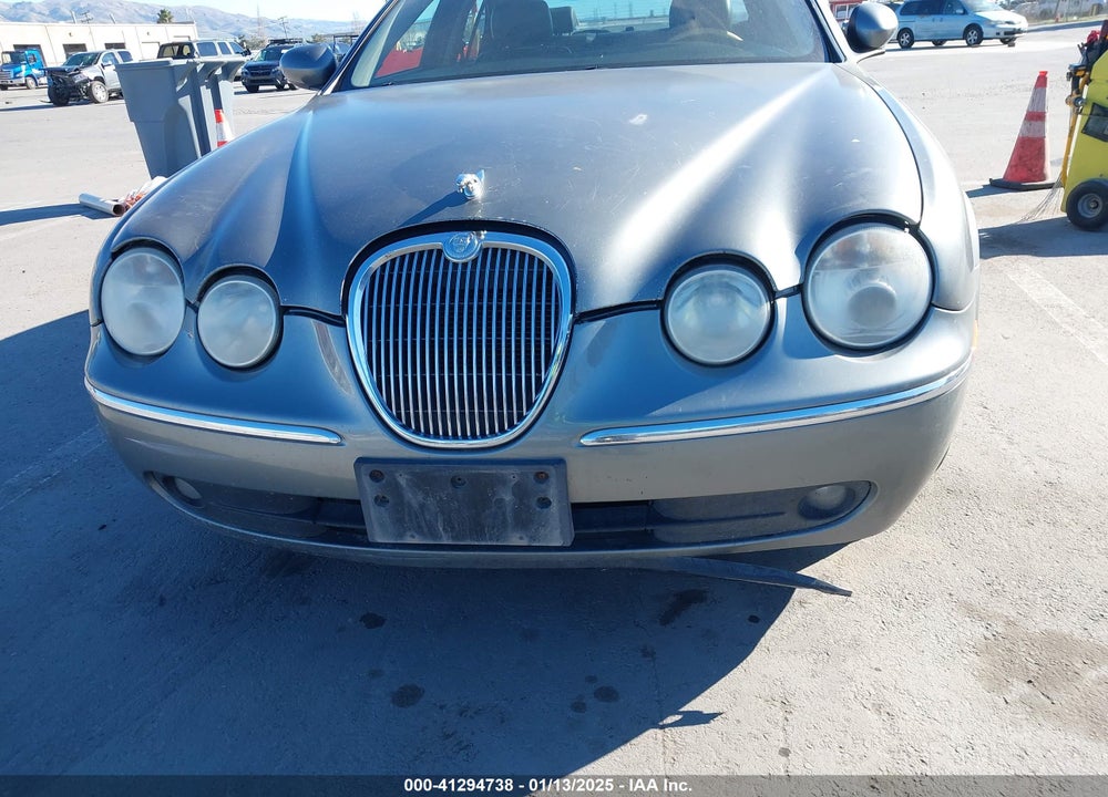 2005 JAGUAR S-TYPE 4.2L V8 VIN: SAJWA01U75HN47804