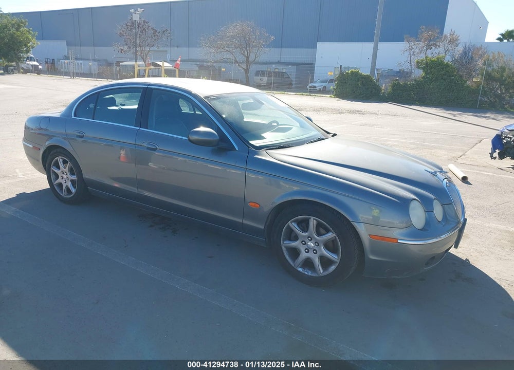 2005 JAGUAR S-TYPE 4.2L V8 VIN: SAJWA01U75HN47804