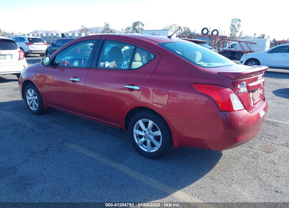 2013 NISSAN VERSA 1.6 SL VIN: 3N1CN7AP3DL854429