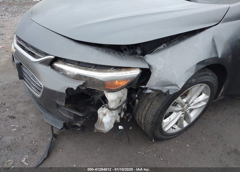 2018 CHEV MALIBU VIN: 1G1ZD5ST3JF212849