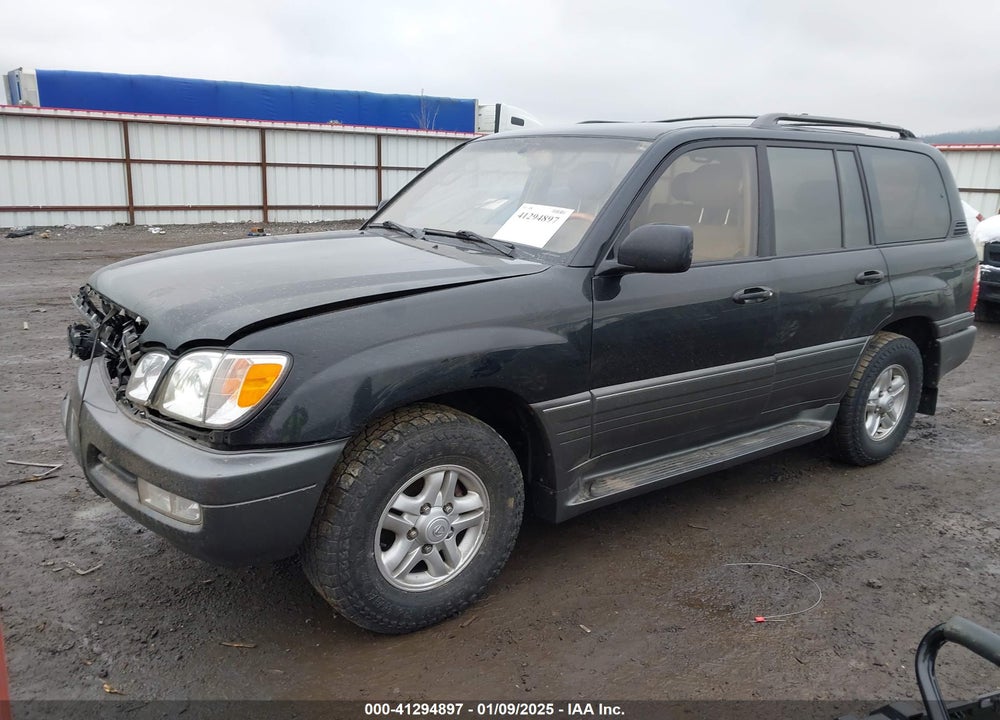 2000 LEXUS LX 470 VIN: JT6HT00W0Y0111570