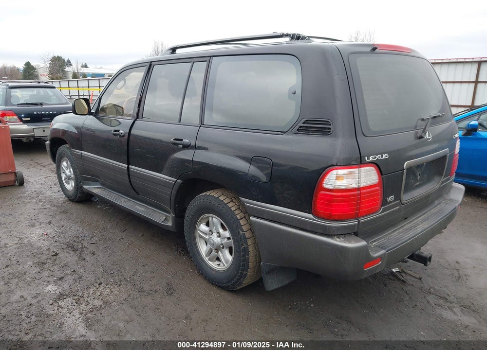 2000 LEXUS LX 470 VIN: JT6HT00W0Y0111570