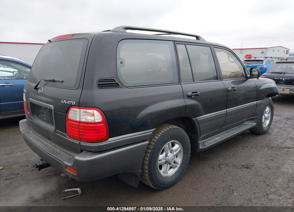 2000 LEXUS LX 470 VIN: JT6HT00W0Y0111570