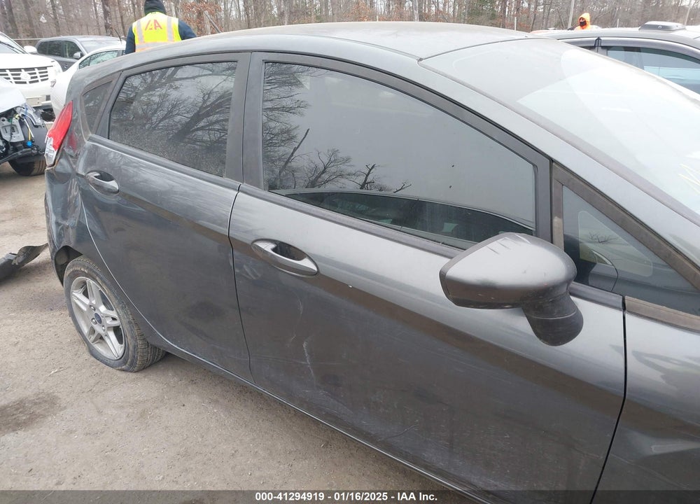 2019 FORD FIESTA SE VIN: 3FADP4EJ8KM154452