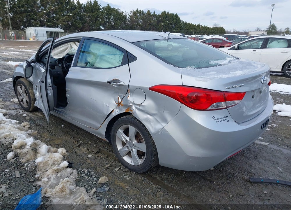 2013 HYUNDAI ELANTRA GLS VIN: KMHDH4AE4DU582397