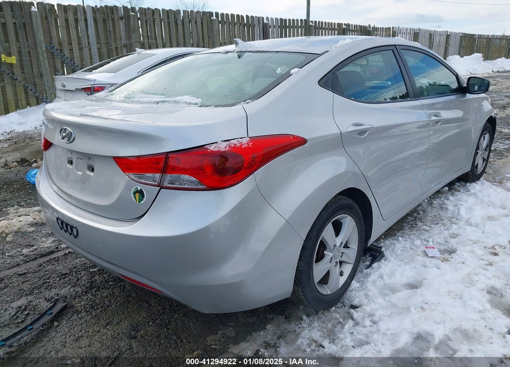 2013 HYUNDAI ELANTRA GLS VIN: KMHDH4AE4DU582397