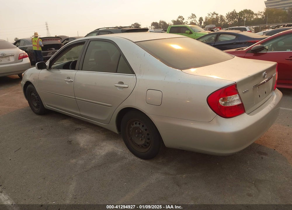 2002 TOYOTA CAMRY LE VIN: JTDBE32KX20055438