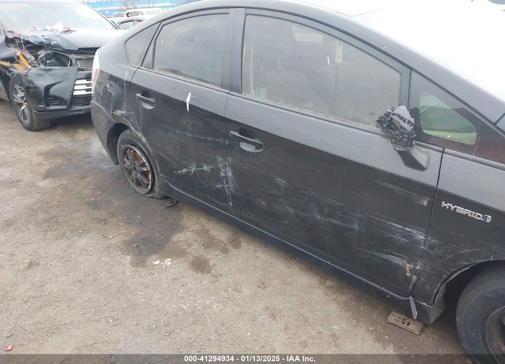 2013 TOYOTA PRIUS VIN: JTDKN3DU2D1648741