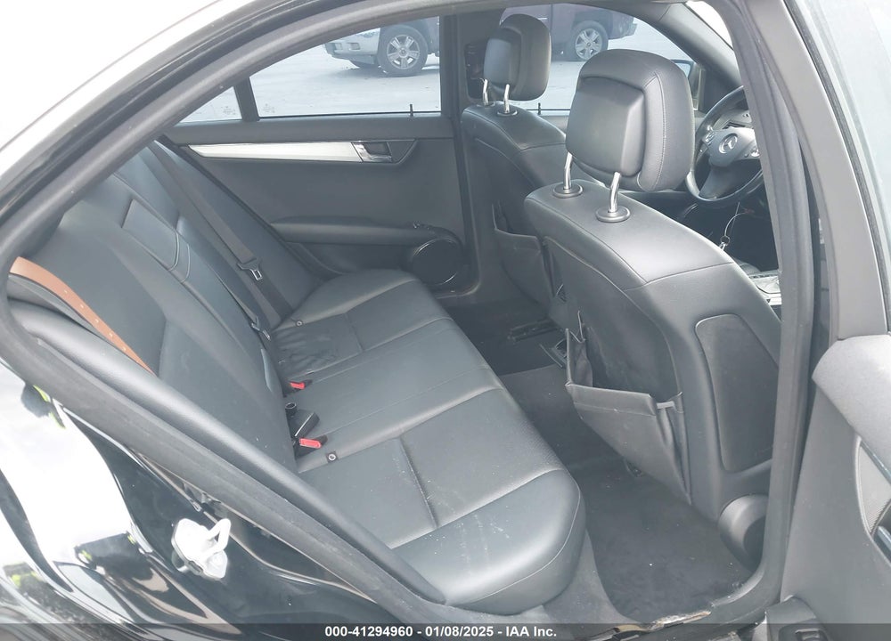 2008 MERCEDES-BENZ C 300 VIN: WDDGF81X78F177019