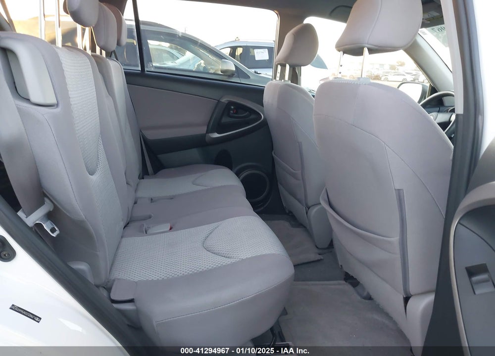2006 TOYOTA RAV4 VIN: JTMZD33V566009769