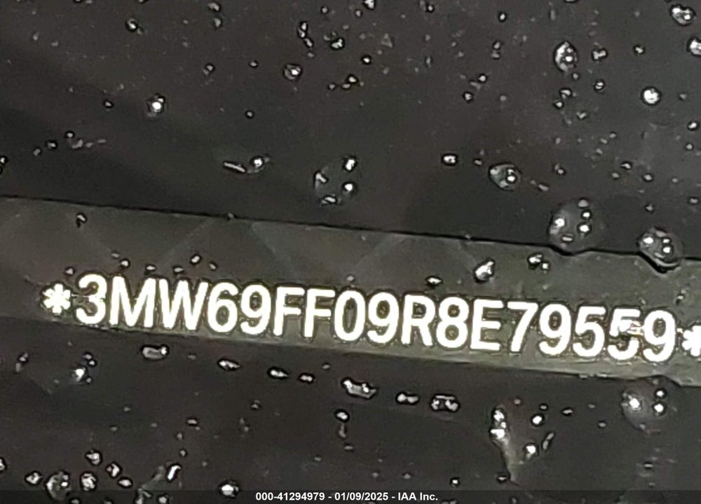 2024 BMW 3 SERIES VIN: 3MW69FF09R8E79559
