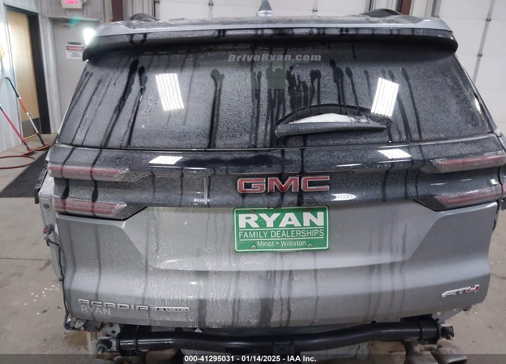 2024 GMC ACADIA AWD AT4 VIN: 1GKENPKS7RJ239717