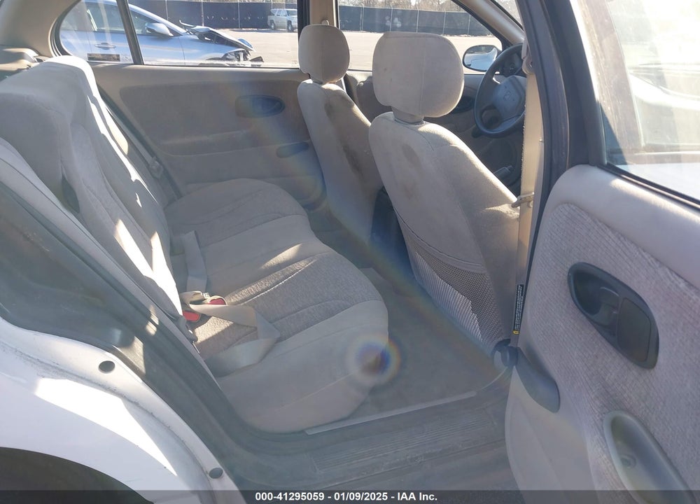 2000 SATURN SW2 VIN: 1G8ZN8278YZ202958