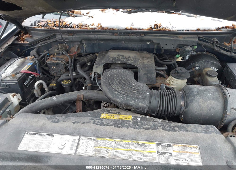 2000 FORD EXPEDITION XLT VIN: 1FMPU16L5YLA34984