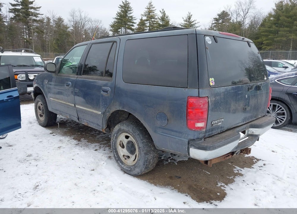 2000 FORD EXPEDITION XLT VIN: 1FMPU16L5YLA34984
