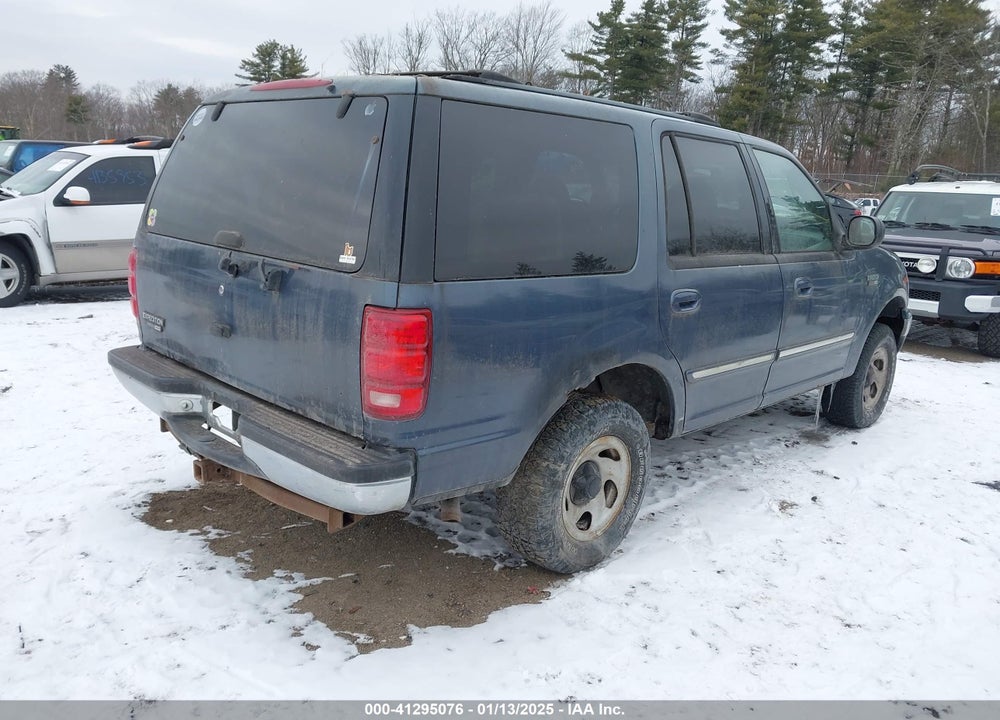 2000 FORD EXPEDITION XLT VIN: 1FMPU16L5YLA34984