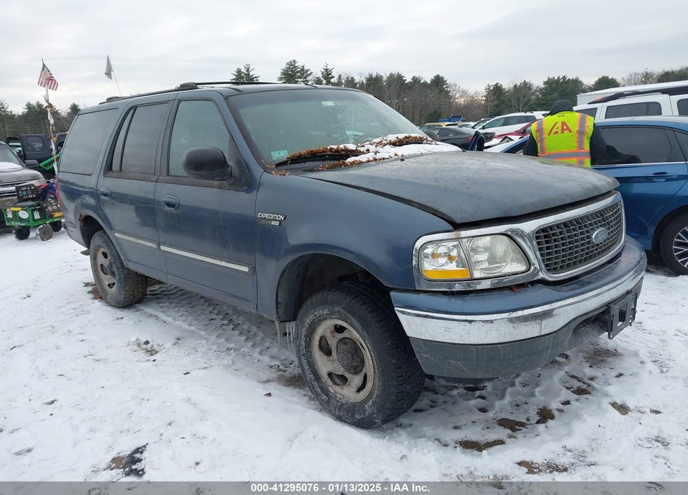 2000 FORD EXPEDITION XLT VIN: 1FMPU16L5YLA34984