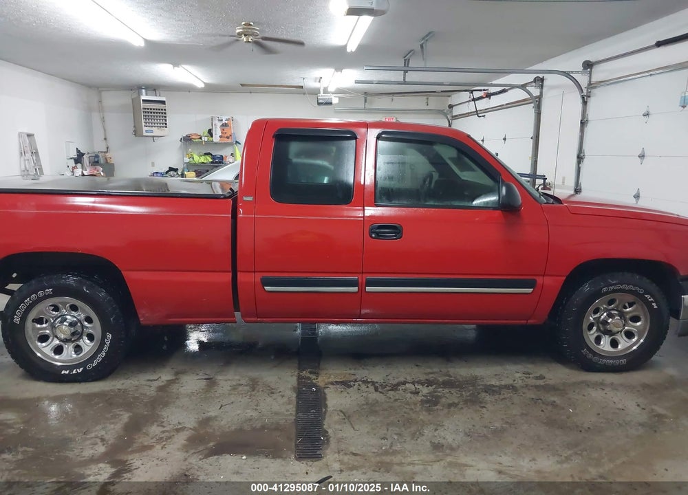 2005 CHEVROLET SILVERADO 1500 VIN: 2GCEC19T251135766