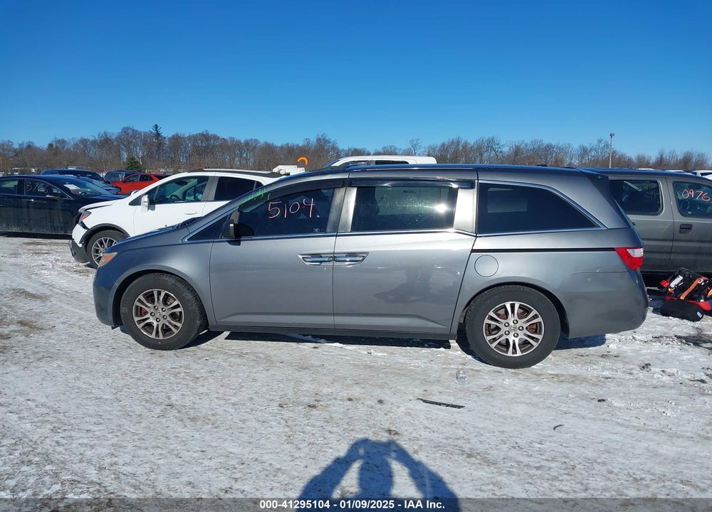 2011 HONDA ODYSSEY EX-L VIN: 5FNRL5H67BB097061