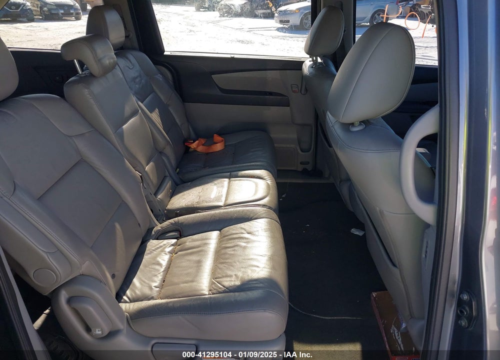 2011 HONDA ODYSSEY EX-L VIN: 5FNRL5H67BB097061