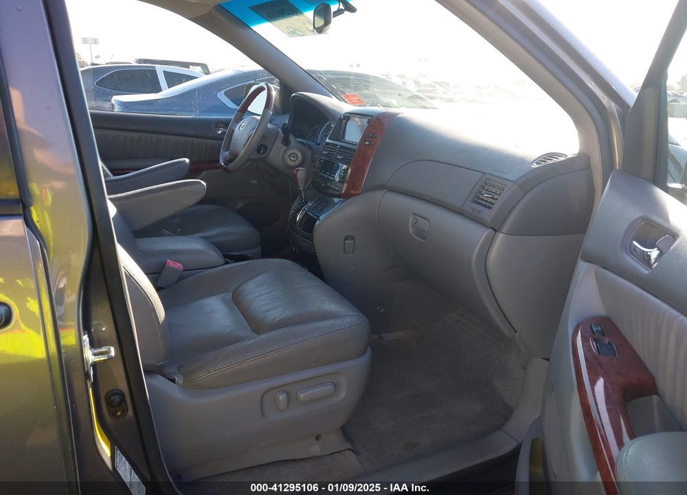 2005 TOYOTA SIENNA XLE LIMITED VIN: 5TDBA22C75S034241