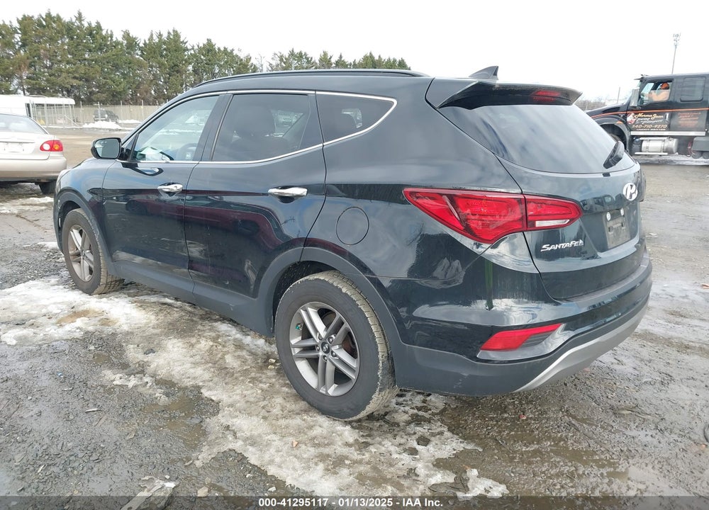 2017 HYUNDAI SANTA FE SPORT 2.4L VIN: 5NMZUDLB2HH014090