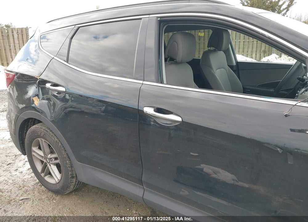 2017 HYUNDAI SANTA FE SPORT 2.4L VIN: 5NMZUDLB2HH014090