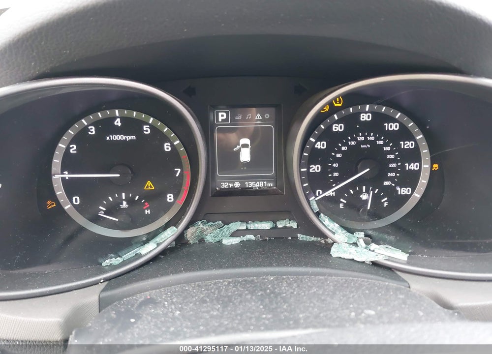 2017 HYUNDAI SANTA FE SPORT 2.4L VIN: 5NMZUDLB2HH014090