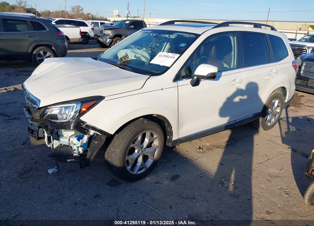 2017 SUBARU FORESTER 2.5I TOURING VIN: JF2SJAWC6HH564120