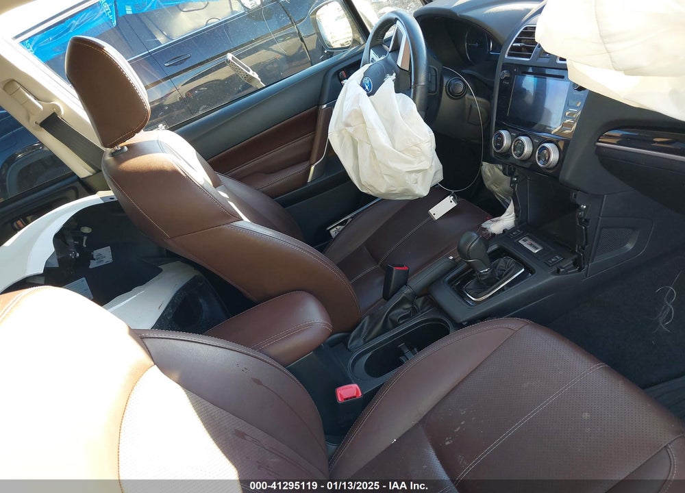 2017 SUBARU FORESTER 2.5I TOURING VIN: JF2SJAWC6HH564120