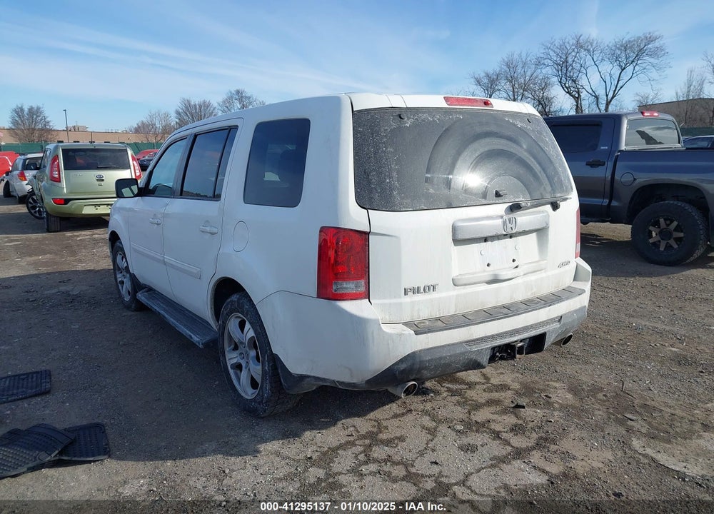 2013 HONDA PILOT EX-L VIN: 5FNYF4H59DB004497