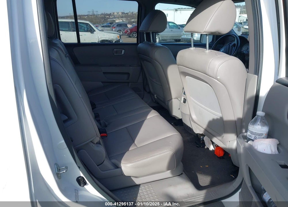 2013 HONDA PILOT EX-L VIN: 5FNYF4H59DB004497